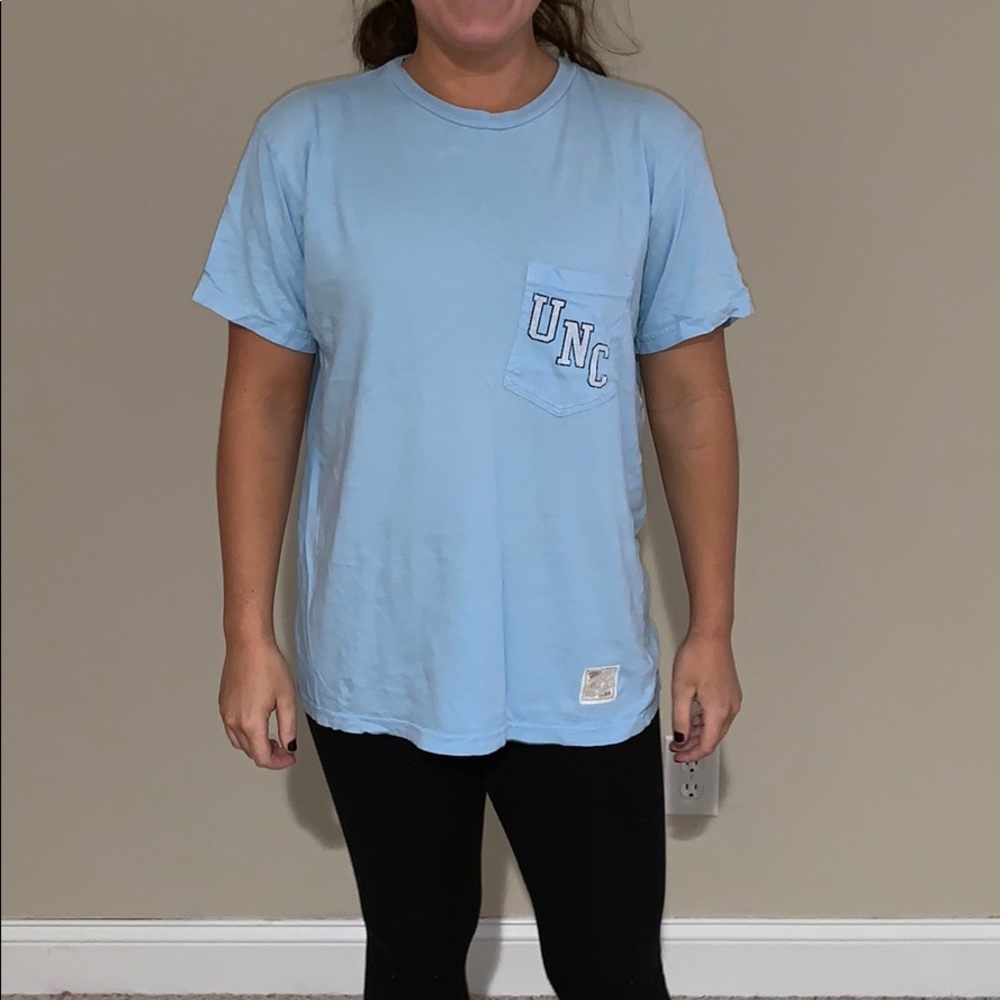 UNC Tar Heels tee